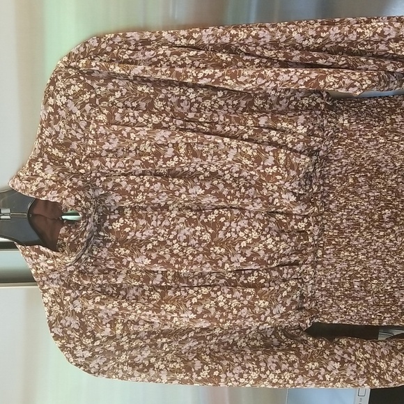 💕ASTR💕 Mock Neck Smocked Waist Maxi Dress ~ Brown & Purple Ditsy Floral M NWT - Picture 9 of 14